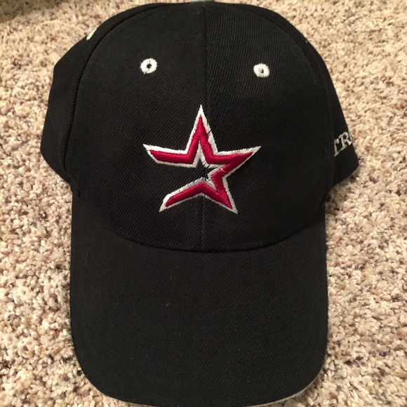 Accessories - Black Astros Baseball Cap
